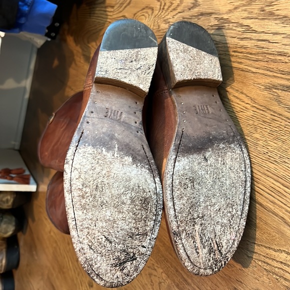 Never wear them, my calves are too large! Worn maybe 5 times. - Picture 3 of 3